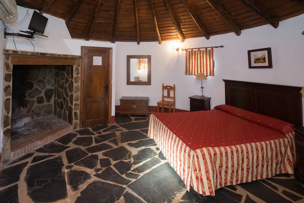 Cortijo Los Cantos_Alburquerque_slider_image_2