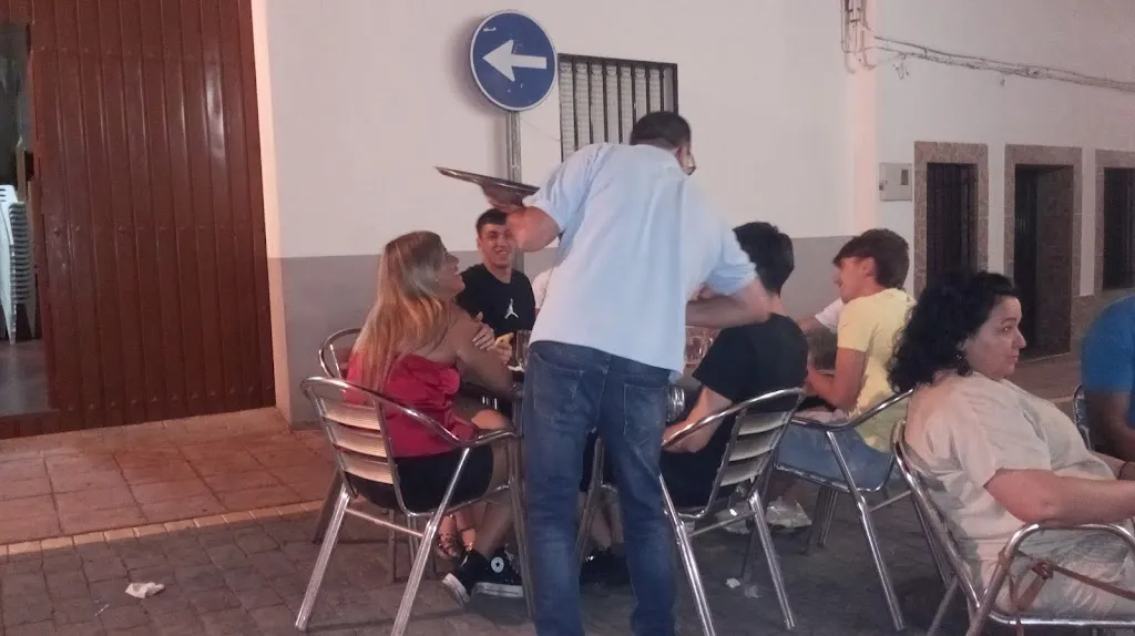 Jose Antonio Navarro Cancho_Bar el Paso_Casas de Don Pedro_Bewertung