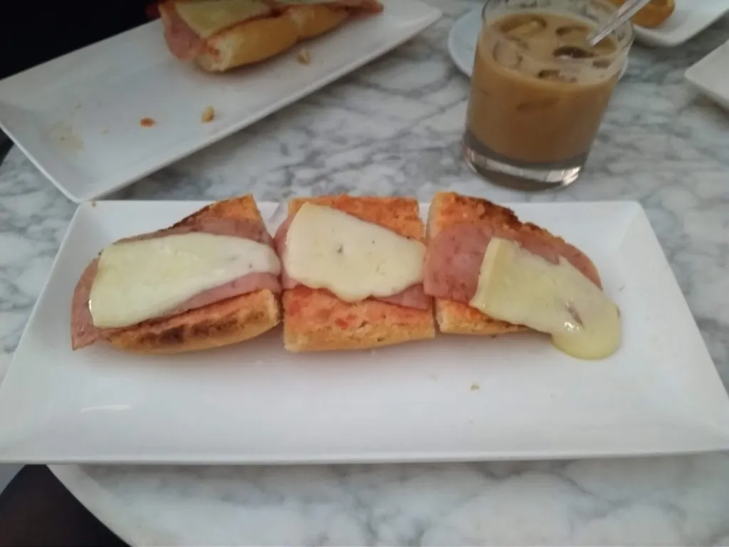 Menu_Café Bar Los Arcos_Casas de Don Pedro_image_5