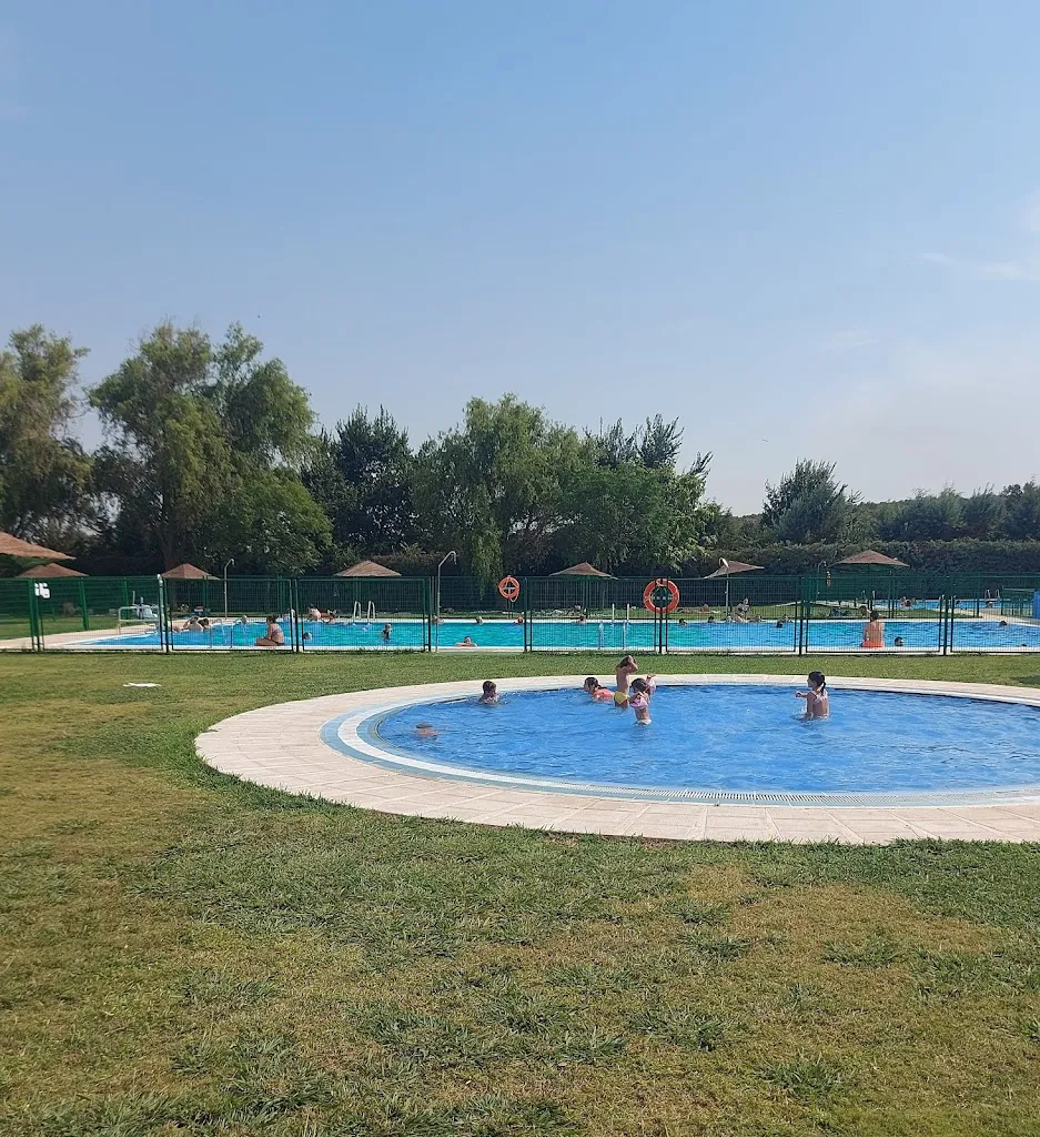 Cervecería-Restaurante La Piscina_Cordobilla de Lácara_slider_image_1