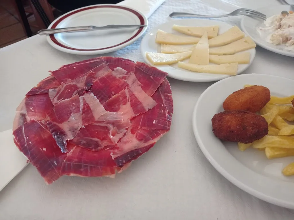 Al' exito_Mesón La Colina_Castilblanco_review