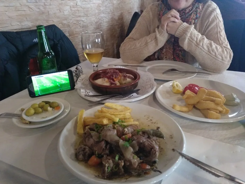 Antonio Rivera_Restaurante Cafe-Bar Nieto_Castilblanco_review