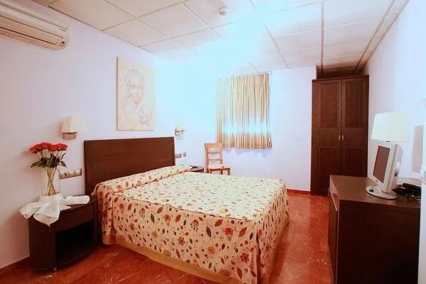 Hotel Restaurante Los Naranjos_Castuera_slider_image_3