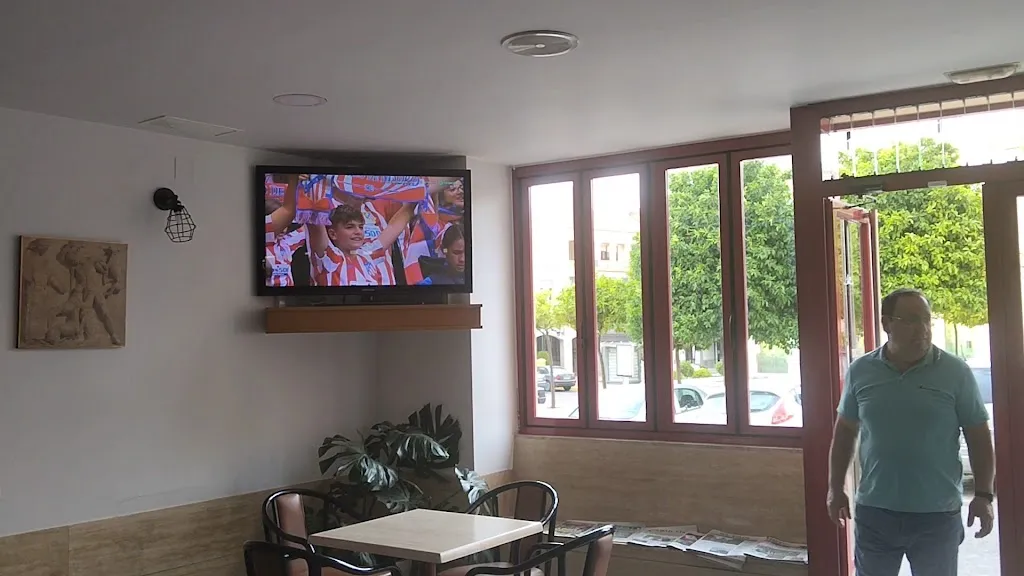 El Plaza_Castuera_slider_image_3