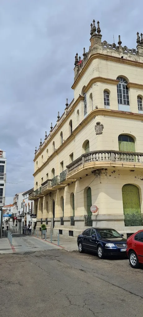 Andrea Sinclair_Las Cuevas_Castuera_review