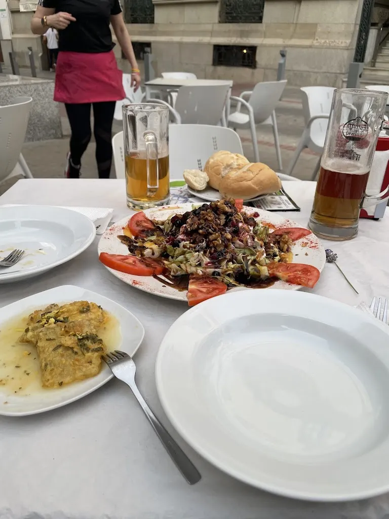 Las Cuevas_Castuera_slider_image_3