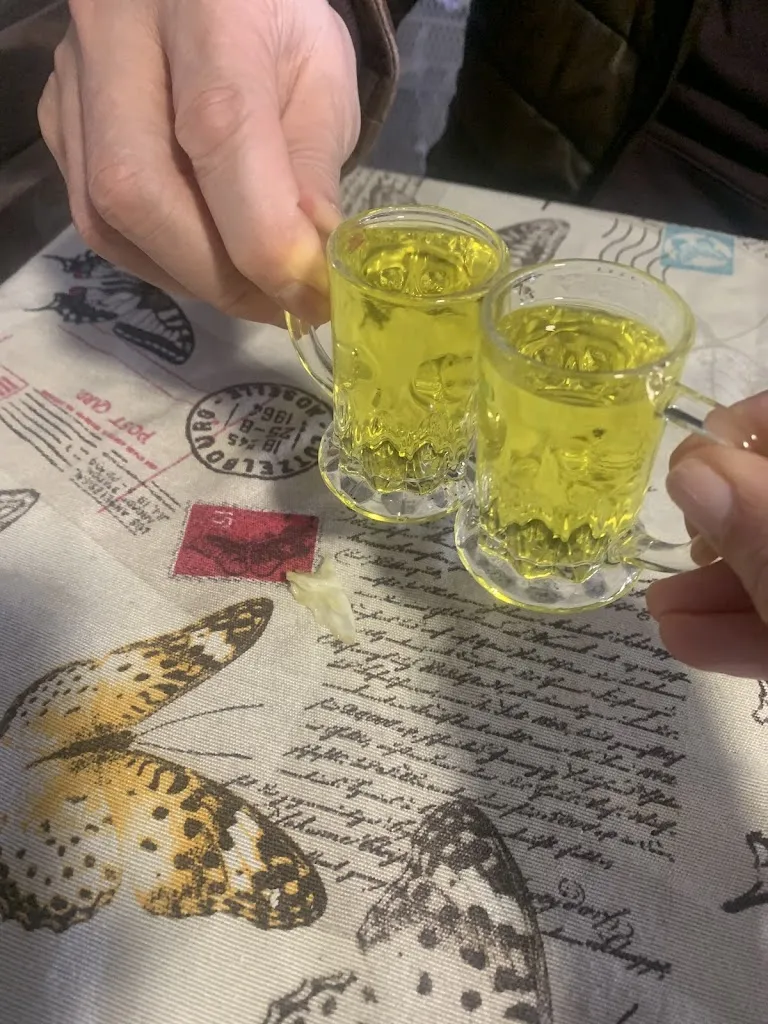 Mayte Robles_Bar El Nuevo Lazo_Corte de Peleas_review