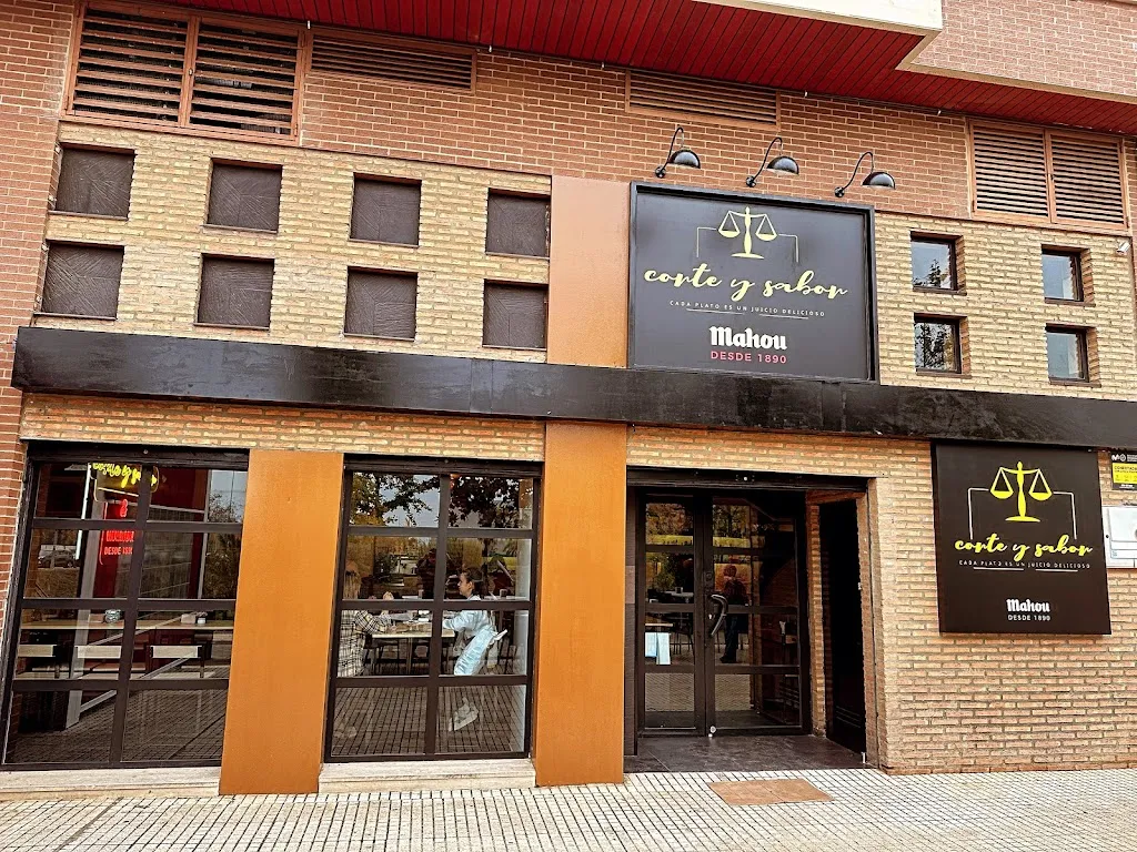 Bar restaurante Corte y Sabor_Corte de Peleas_slider_image_1