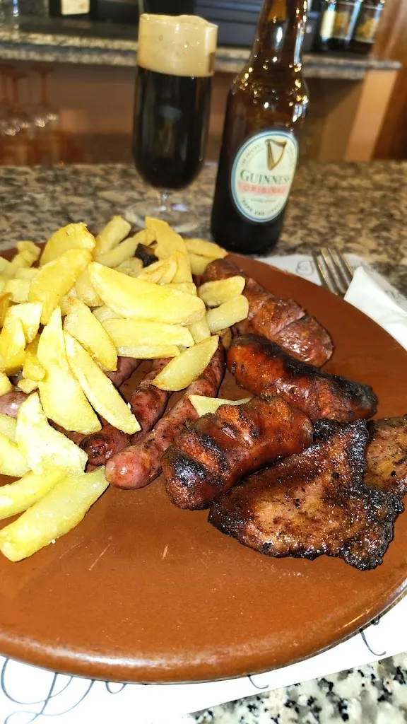 María Santos Enrique_El Campo Cerezo_Codosera La_review