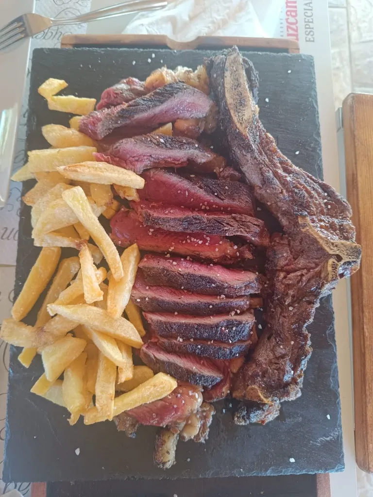 El Campo Cerezo restaurant in Codosera La