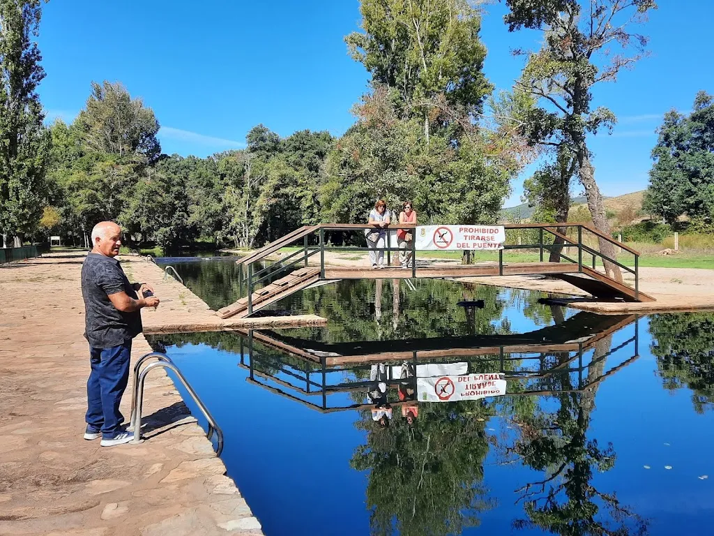 Piscinas Naturales de La Codosera restaurant in Codosera La