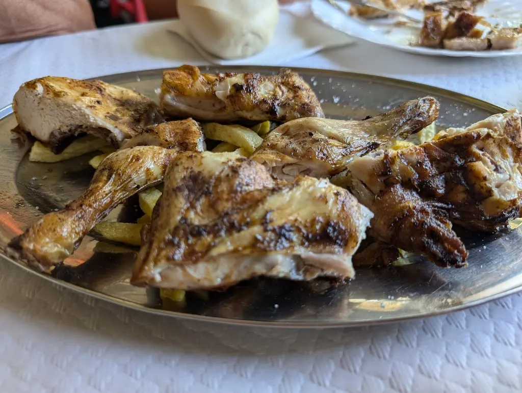 Bar Restaurante Piscinas Naturales_Codosera La_slider_image_2