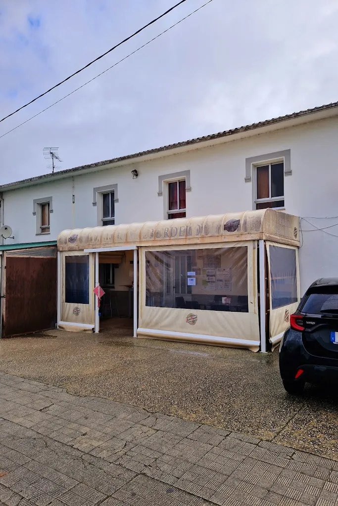 juan carlos Rias Altas_Taberna Rebordelo_Monfero_review