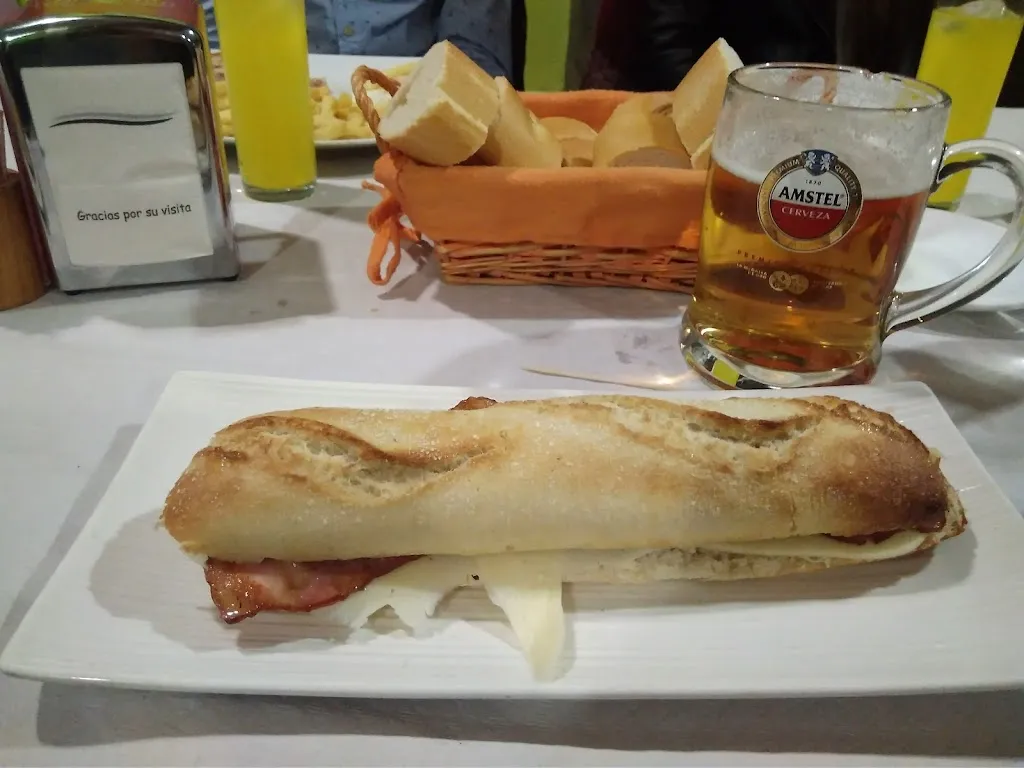 Menu_Piscina Municipal_Fuenlabrada de los Montes_image_5