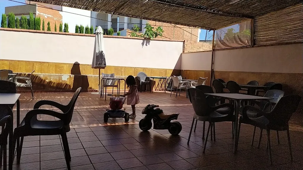 Bar capry_Fuenlabrada de los Montes_slider_image_3