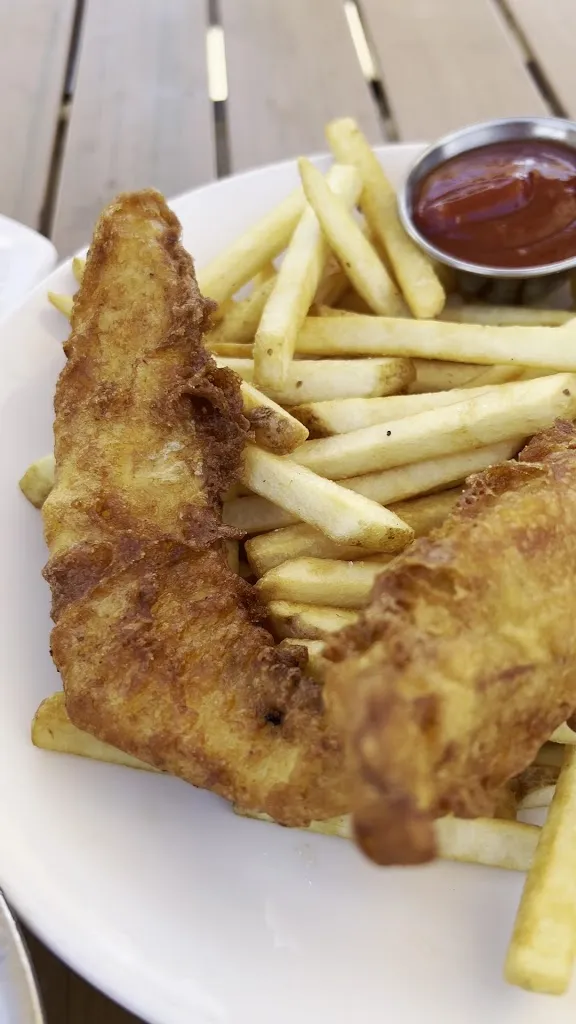 Brigantine Seafood & Oyster Bar_Coronada La_slider_image_2