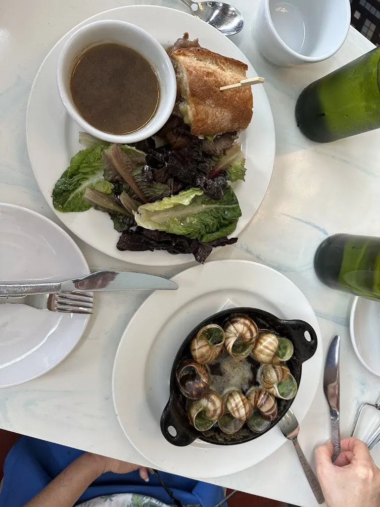 wilson q_Little Frenchie_Coronada La_review