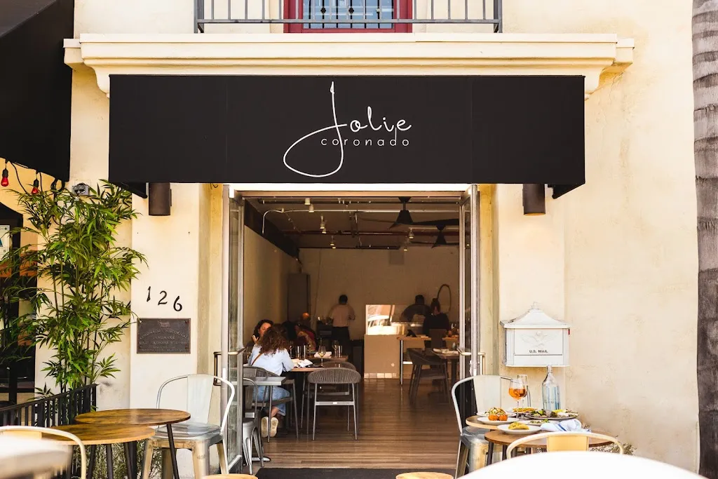 Jolie ristorante a Coronada La