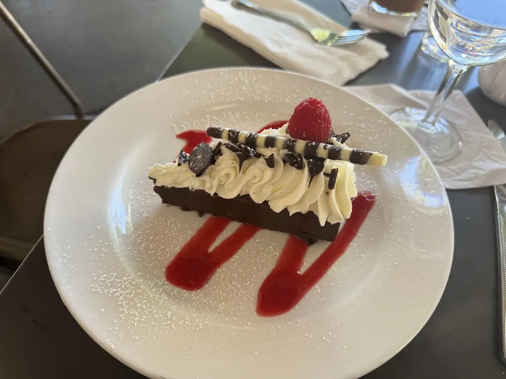 Aaron Stroud_Tartine_Coronada La_review