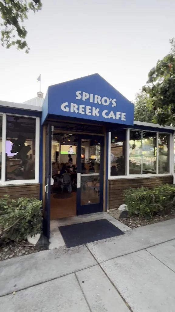 Spiro's Mediterranean Cuisine_Coronada La_slider_image_2