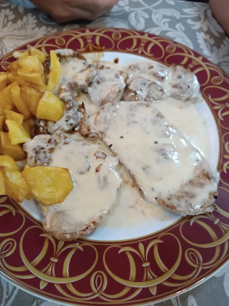 Ara Ballesteros_Mesón La Fuente_Fuente del Arco_review