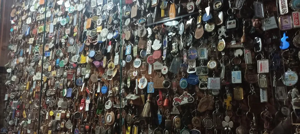 Tato Banito_Bar Santos_Fuente del Arco_review