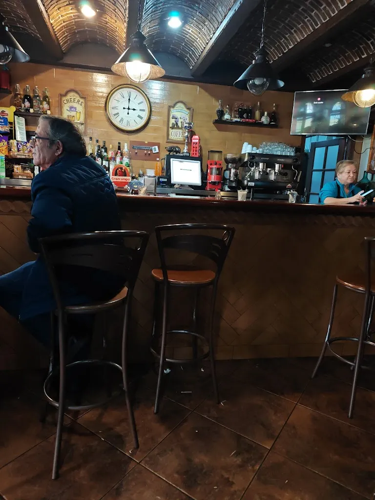 Bar Santos_Fuente del Arco_slider_image_3