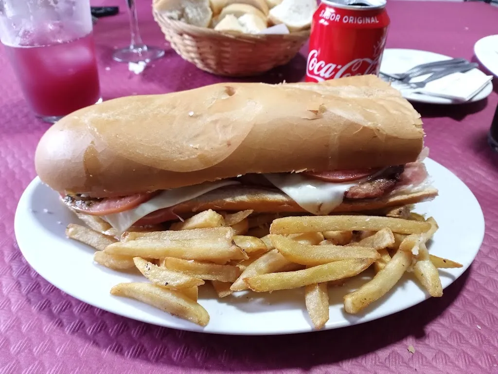 Rubén Pérez_Bar del Parador Casa Pirula_Fregenal de la Sierra_recensione