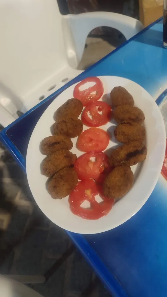 anabelen castillo paniagua_Bar Acuario_Fuentes de León_review