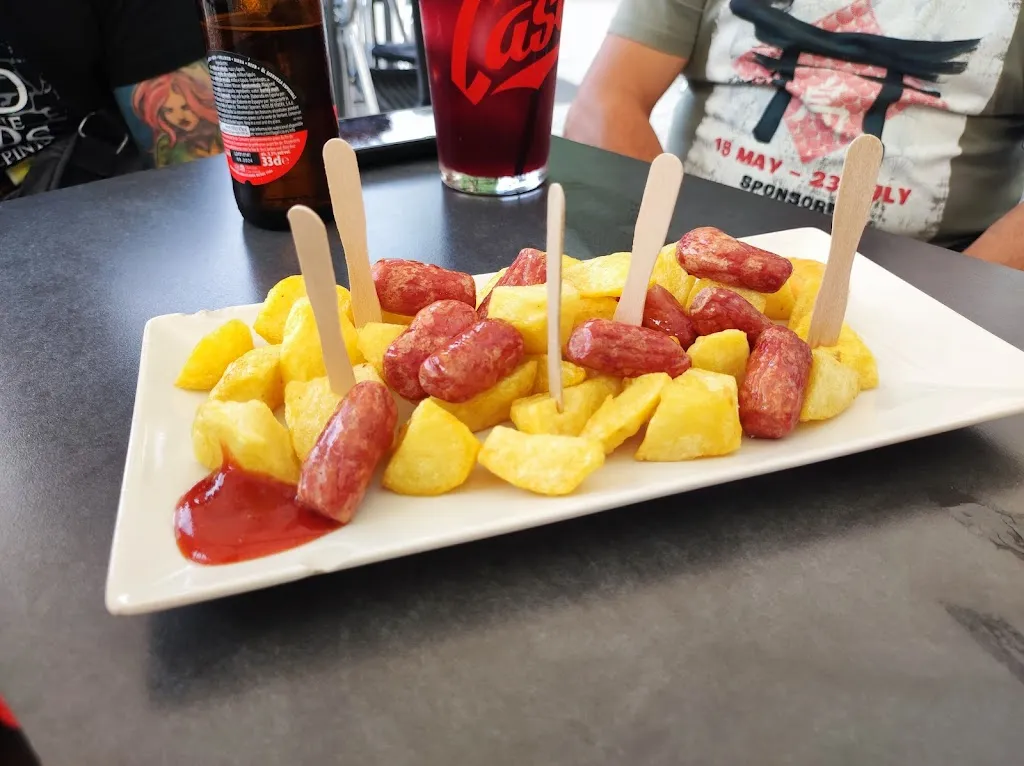 Ainhoa G_Bar Restaurante San Ignacio 