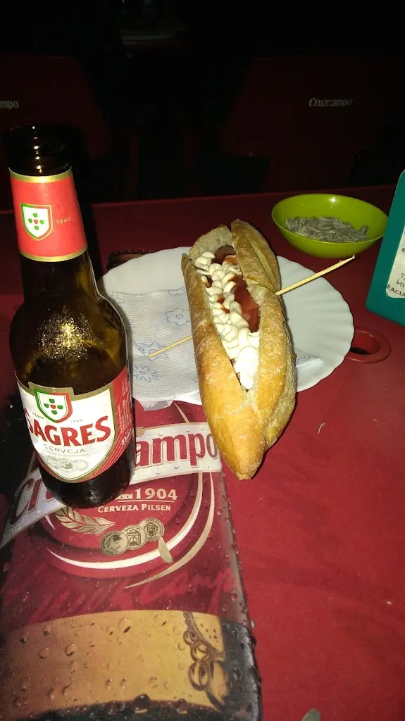 Oscar Conejero Abadía_Discoteca D'sas 3 + Restaurante Gastrovilla_Garrovilla La_recensione