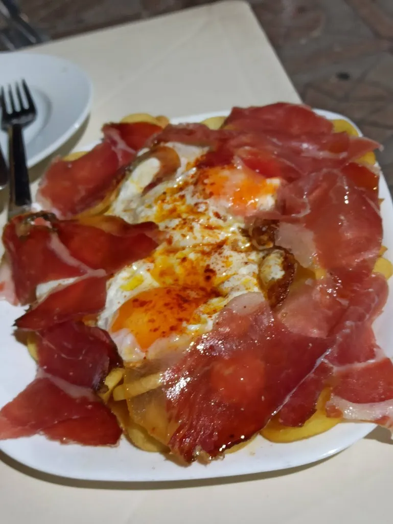 Restaurante bar FLORES_Garrovilla La_slider_image_3