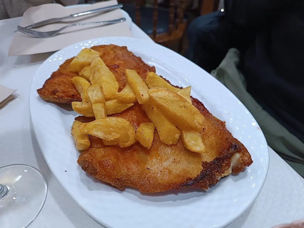 Manuel P.E._Bar Santos_Fuente del Maestre_review