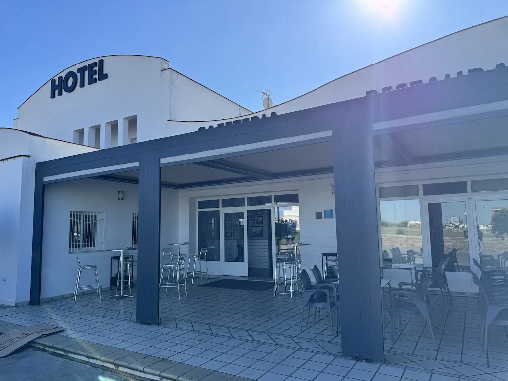 HOTEL RESTAURANTE LA SIERRA restaurant in Fuente del Maestre