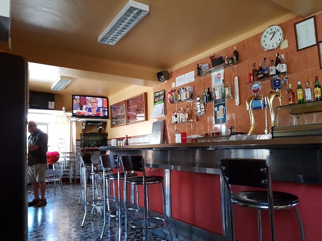 Bar Frenazo restaurant in Granja de Torrehermosa