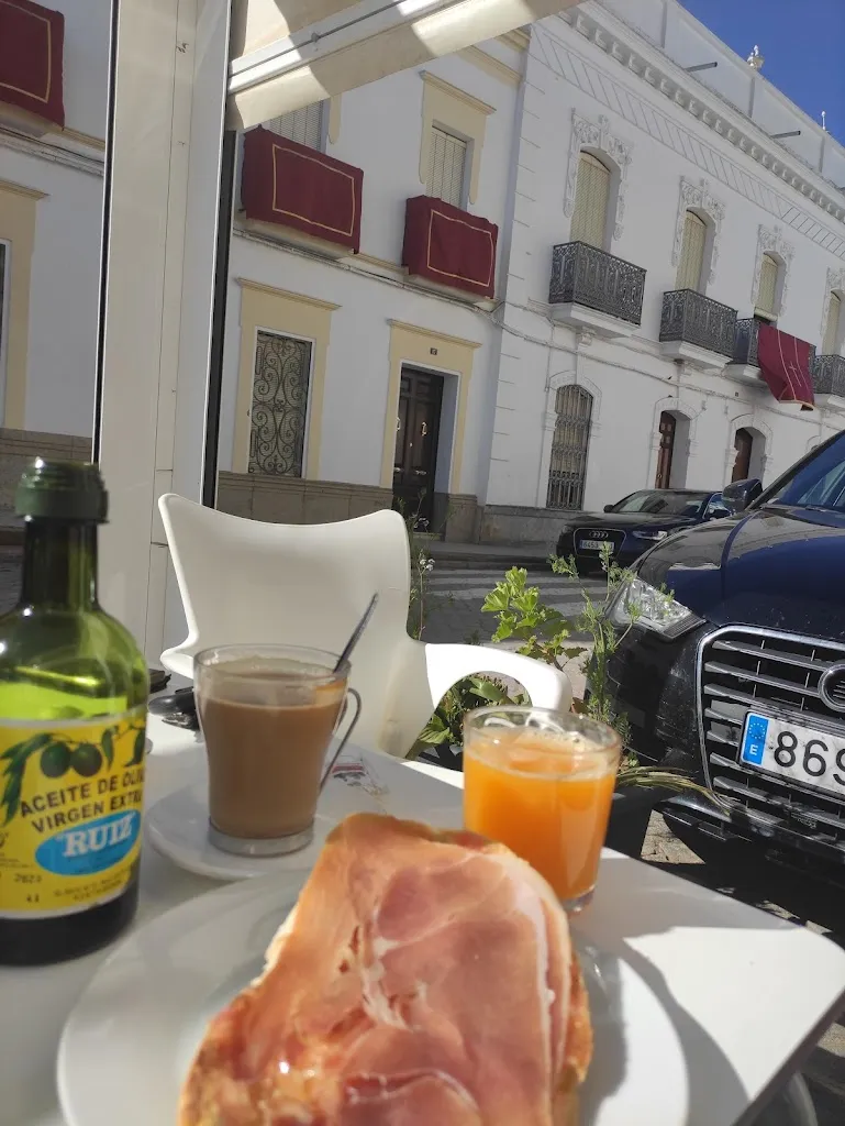 Cafe Bar Los Amigos_Granja de Torrehermosa_slider_image_3