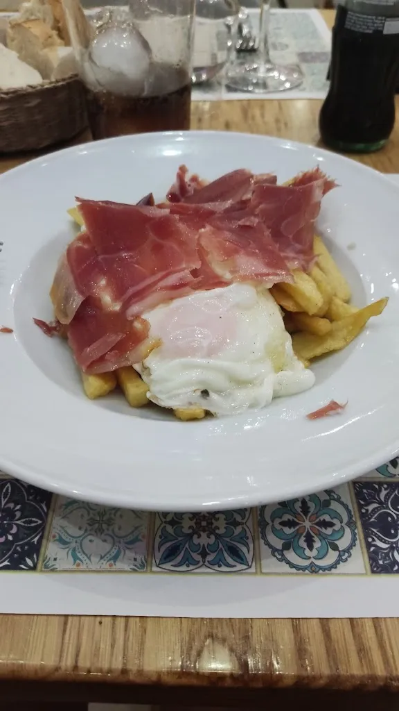 francisco javier gallegos martinez_Hostal Carlos I_Herrera del Duque_review