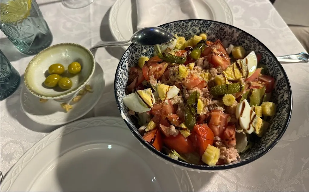 Bianca Winkler (Winkbibi)_Salones Ismael_Herrera del Duque_review