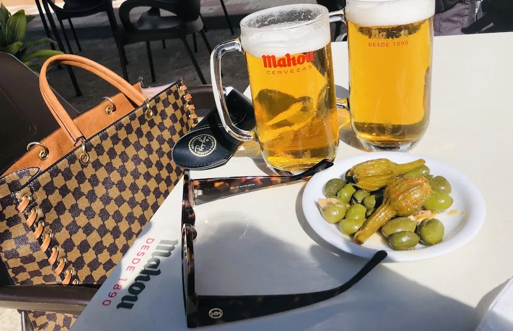 Café - Bar Avenida_Herrera del Duque_slider_image_2