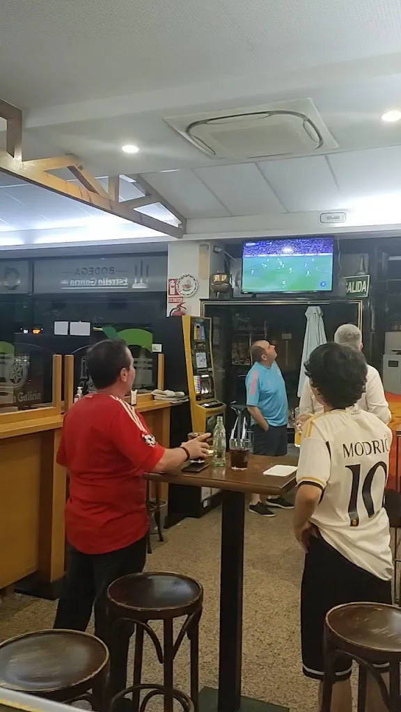 Restaurante O'Río Miño_Miño_slider_image_2