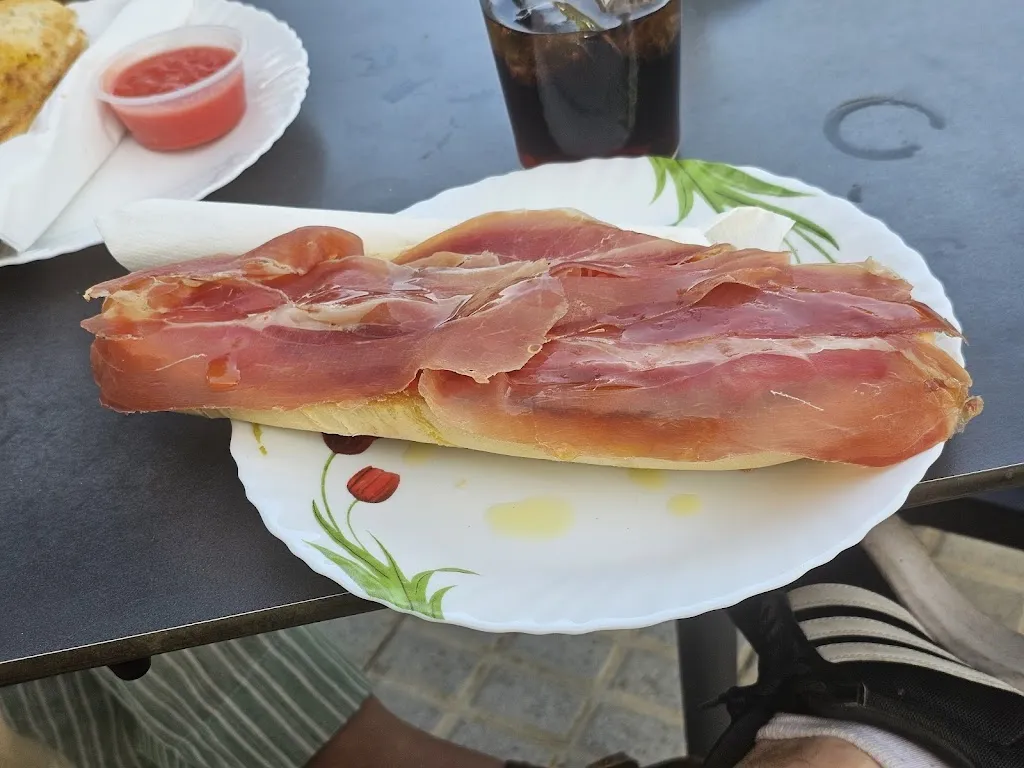 Bar Isaías_Higuera de la Serena_slider_image_3