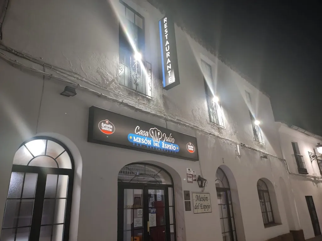 Casa Julio. Mesón del Espejo_Higuera la Real_slider_image_3