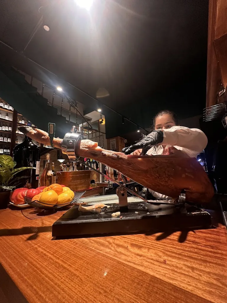 Alondra Santiago_Restaurante O'muiño | Marisquería Madrid_Miño_review