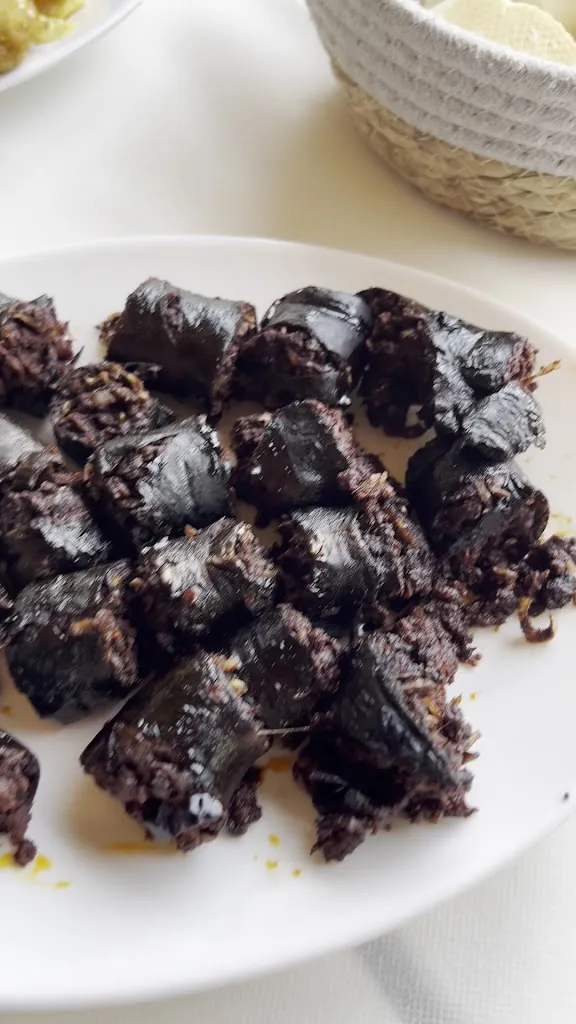 D R_La Barca Del Tio Vito_Helechosa de los Montes_review