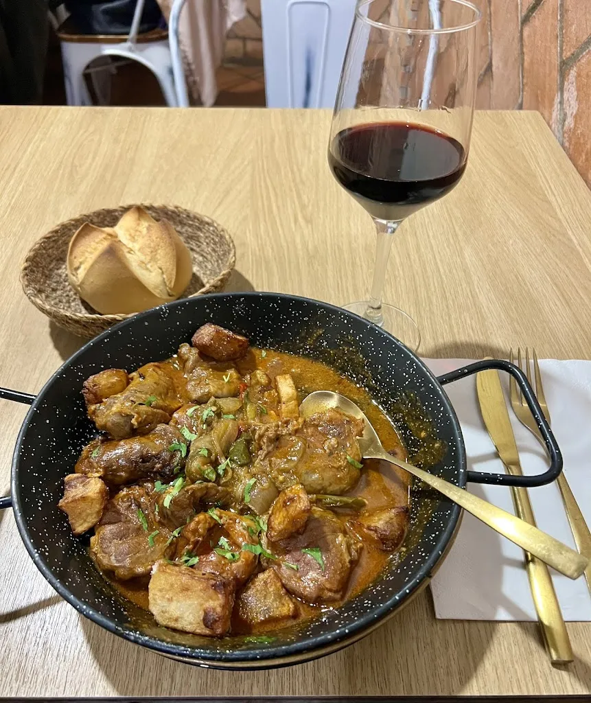 Byron Palacios_Restaurante El Bodegón_Higuera de Llerena_review