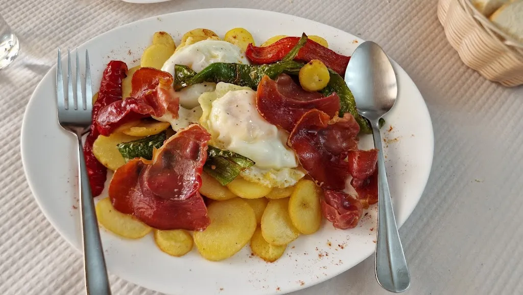 JC CARRADY_El meson_Higuera de Llerena_review