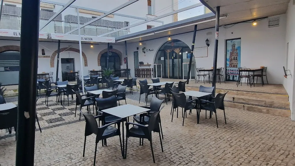 El meson_Higuera de Llerena_slider_image_1