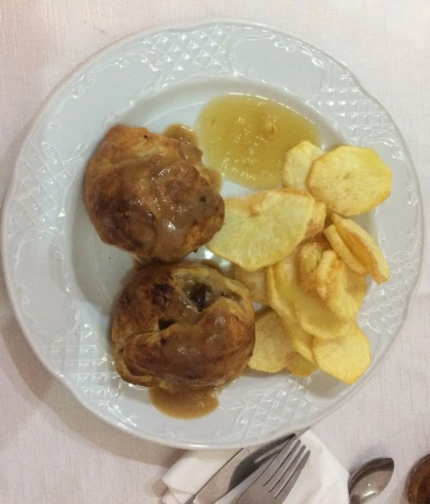 Jose Orive_La Cuadra_Higuera de Llerena_review