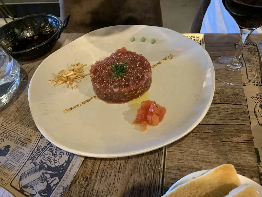 M Castillo_24 Campana_Guareña_review