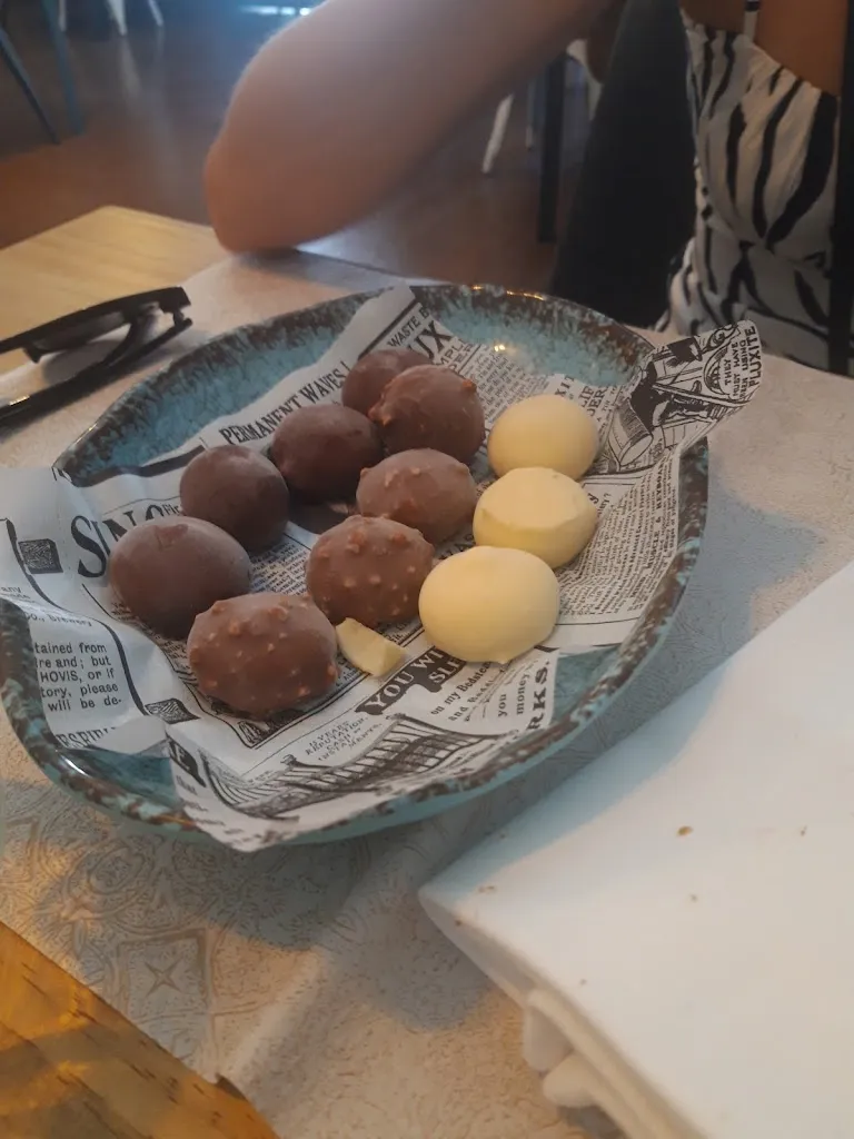 Menu_Sacabocados Gastro-Plaza_Guareña_image_6